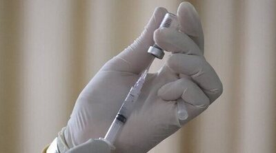 La vacuna contra el cáncer llegará en 2030, según el director de Moderna