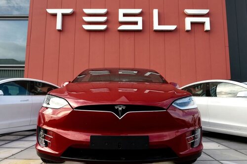 Tesla todavía se encuentra en el punto de mira de la NHTSA