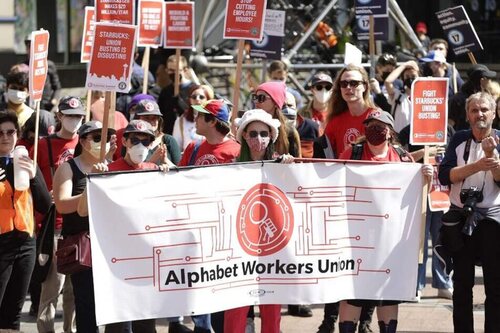 Manifestación Alphabet Workers Union en California en agosto de 2022