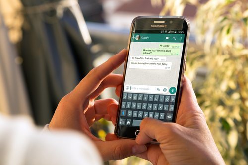 La famosa aplicación de mensajería pronto ofrecerá la posibilidad de pagar dinero a nuestros contactos.