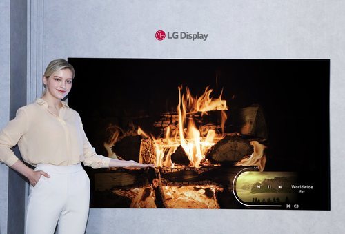 LG ya ha mostrado su OLED de 42 pulgadas, y ha anunciado que hará lo propio con tamaños inferiores.